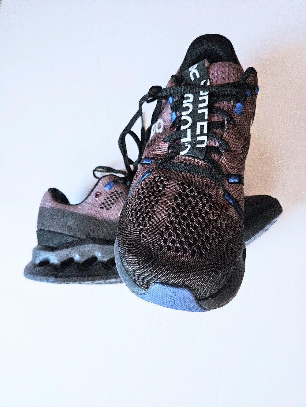 Men's On Cloudsurfer Running Shoe  Size 9M - Picture 3 of 9